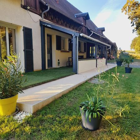 Gite Les Vignes Du Chateau - 4 Personnes Gehee Eksteriør billede